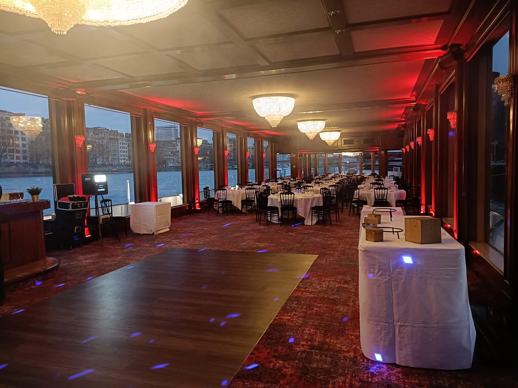 Tout ce qu'il faut savoir sur le Bateau River Palace pour organiser votre événement