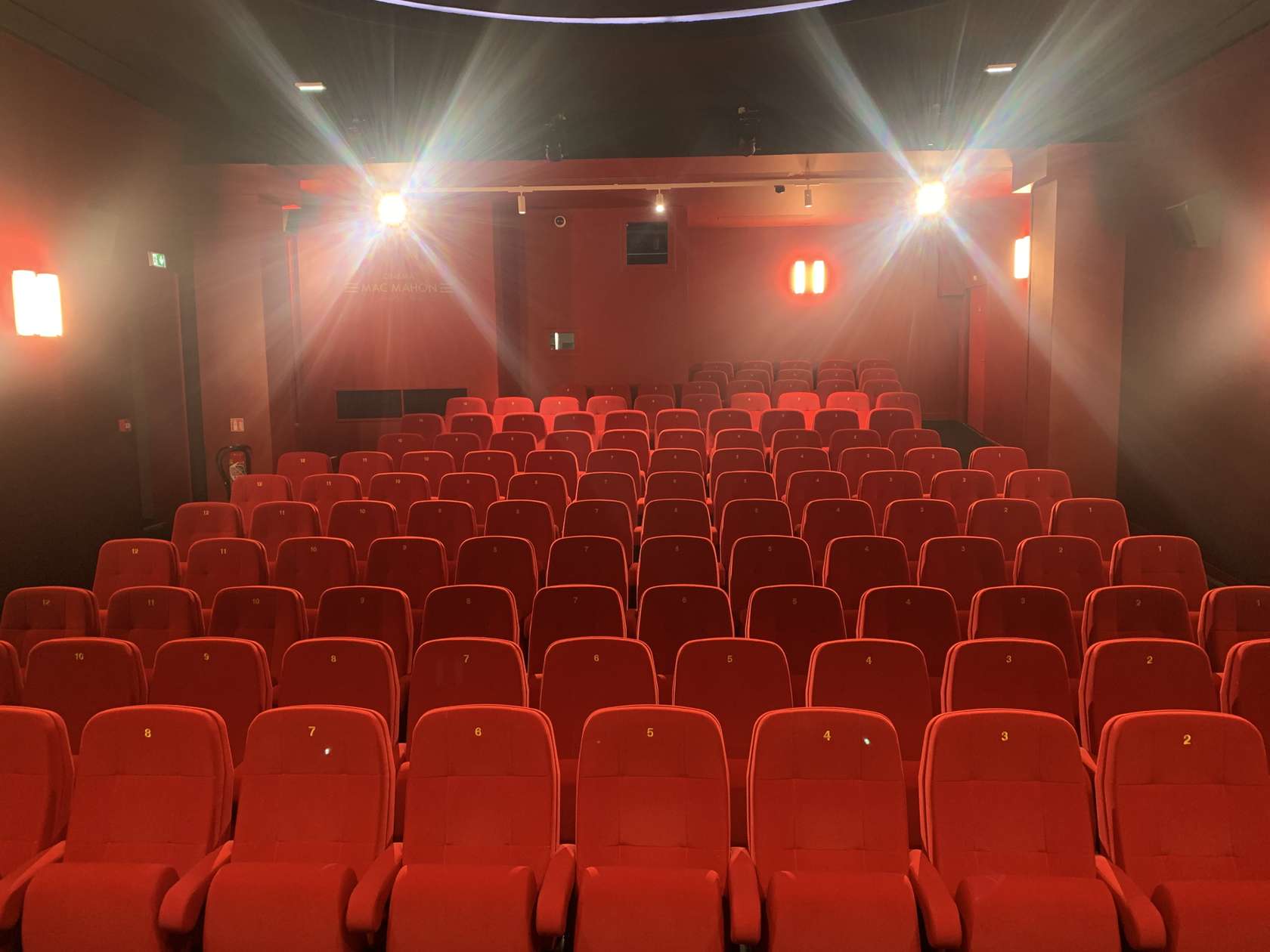 Cinema Mac-Mahon - Photo 1