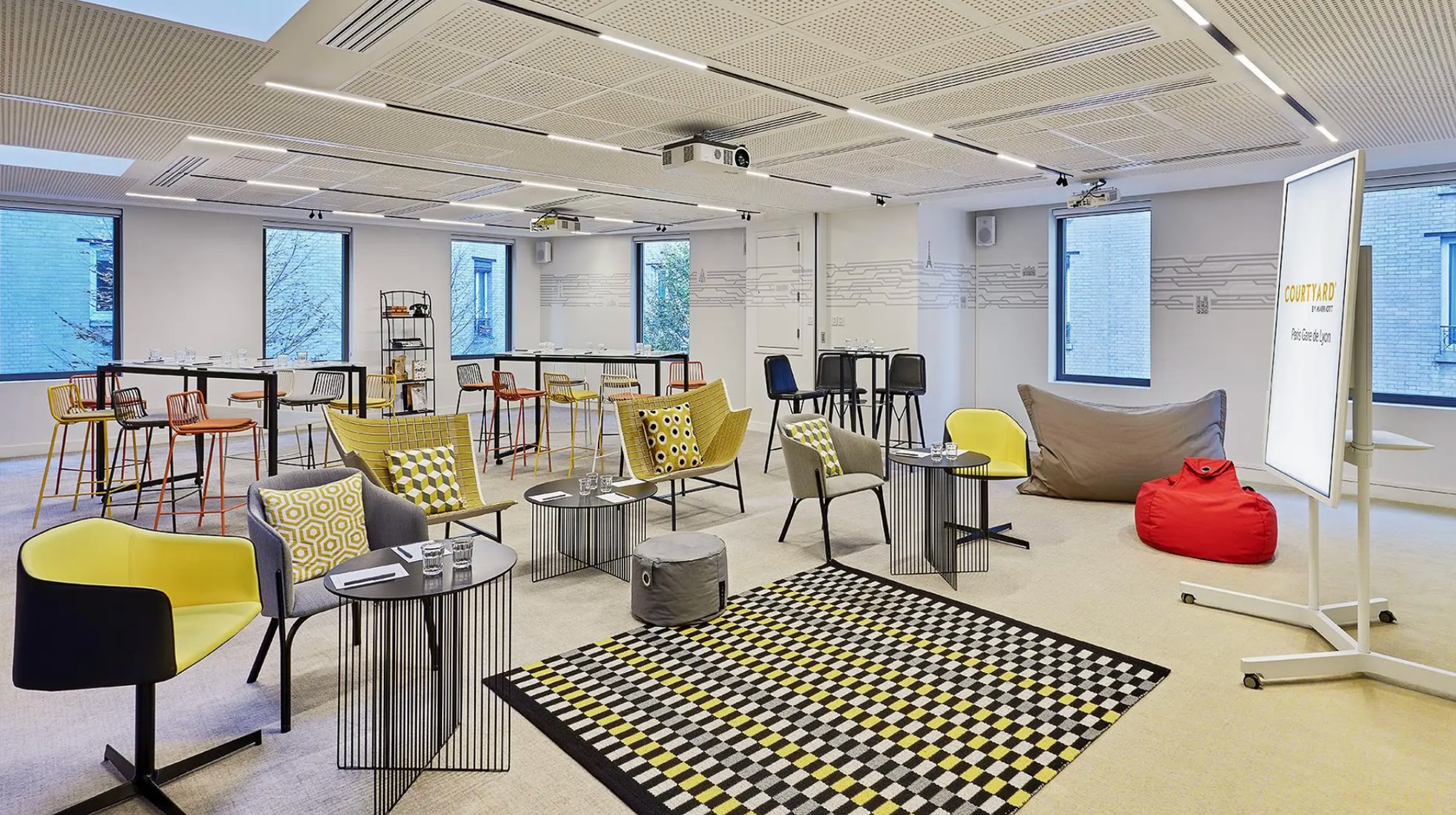 Courtyard by Marriott Paris Gare de Lyon **** - Photo 2