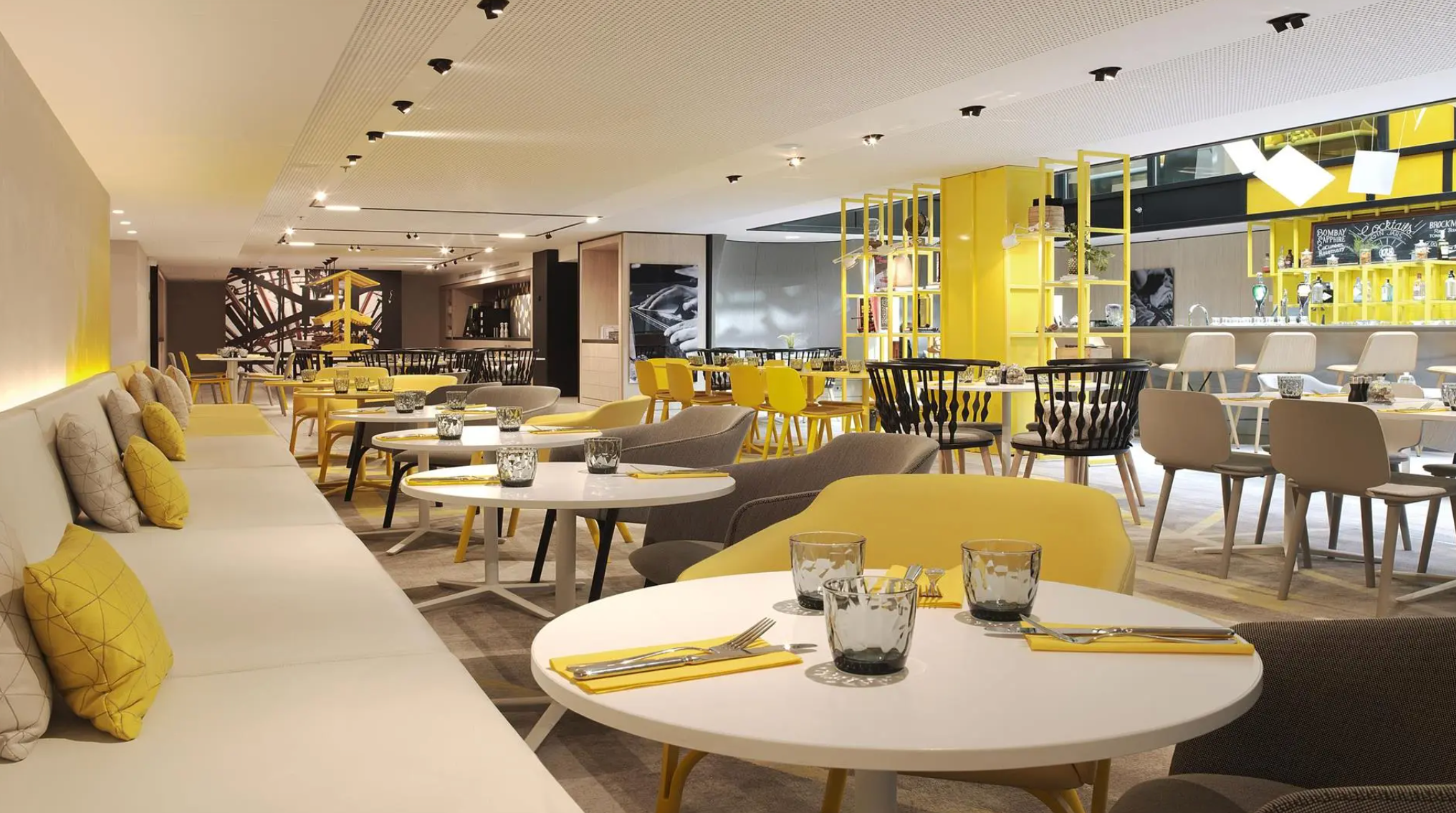 Courtyard by Marriott Paris Gare de Lyon **** - Photo 4