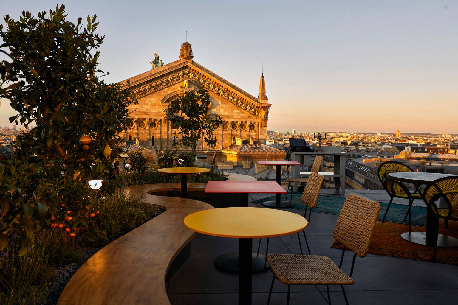 Cr atures Rooftop V g tarien Sur Les Galeries Lafayette Paris cr-atures-rooftop-v-g-tarien-sur-les-galeries-lafayette-paris