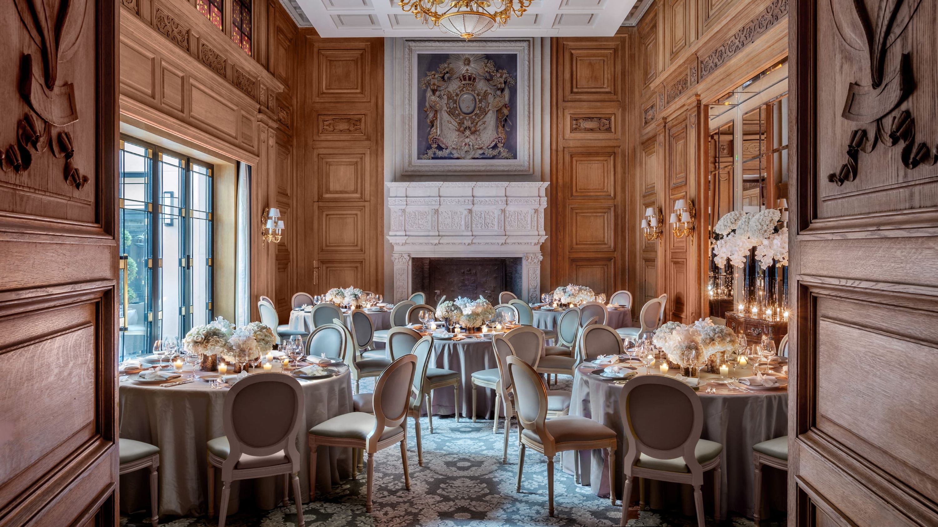 Four Seasons Hotel George V Paris - Photo 3
