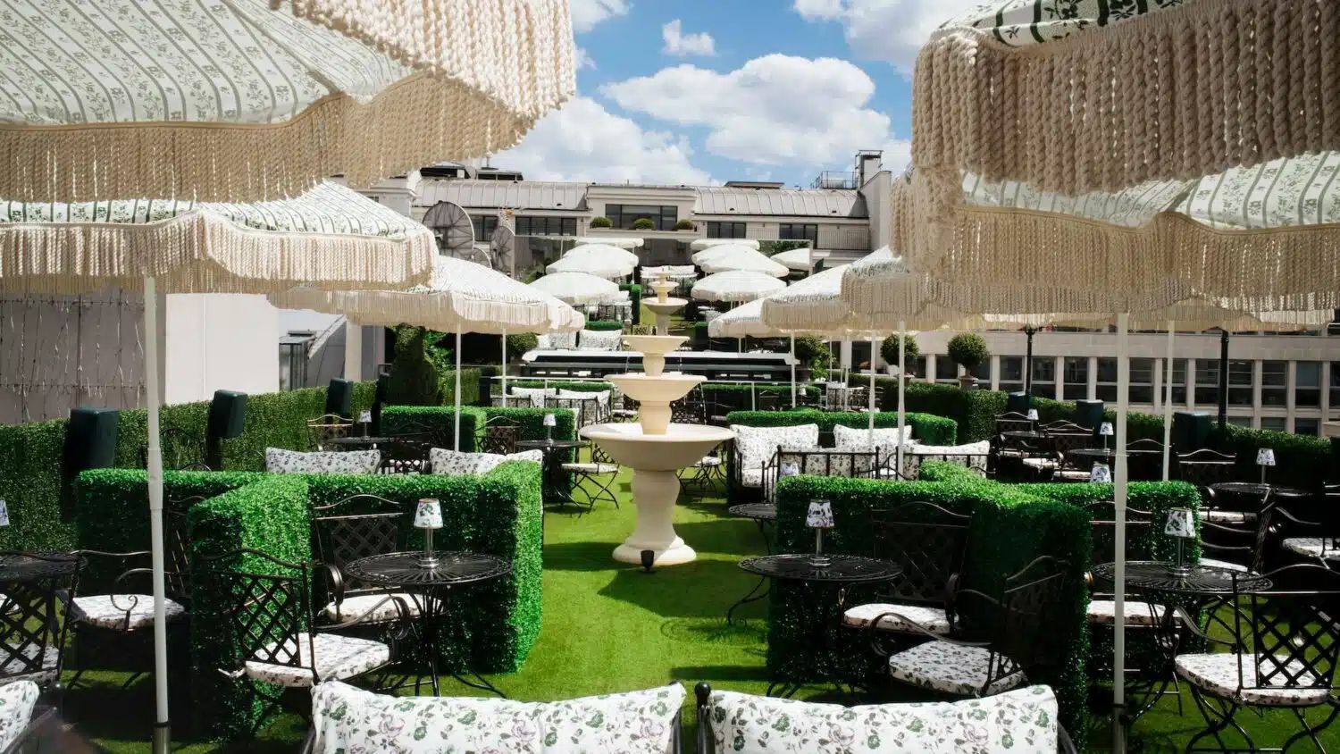 Hôtel Barrière Le Fouquet's Paris ***** - Photo 1