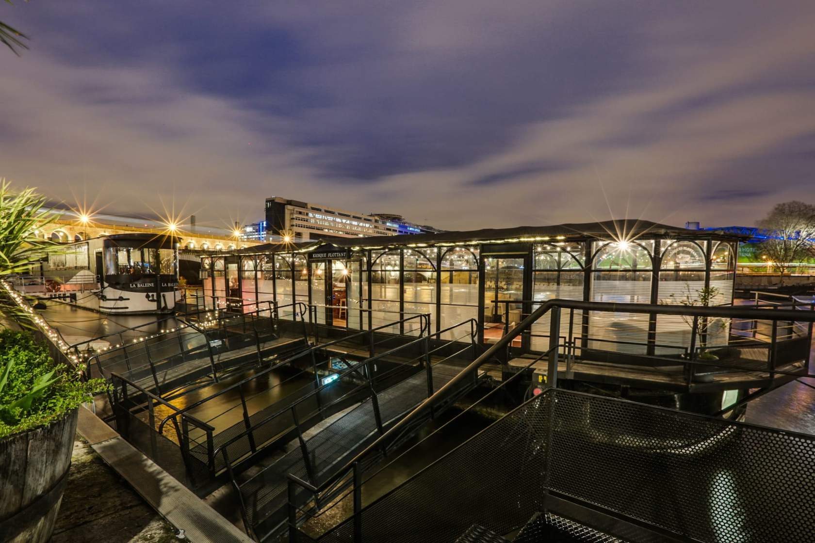 Le Kiosque Flottant : tout ce qu'il faut savoir pour organiser votre événement d'entreprise
