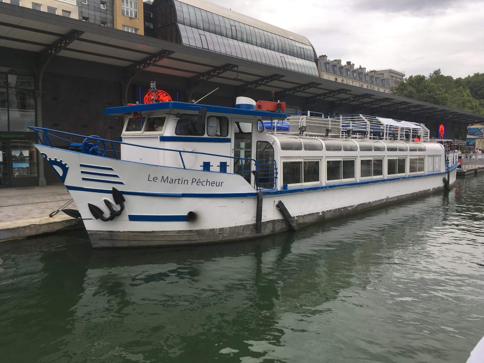 Le Martin-Pêcheur : tout ce qu'il faut savoir pour organiser votre événement à bord