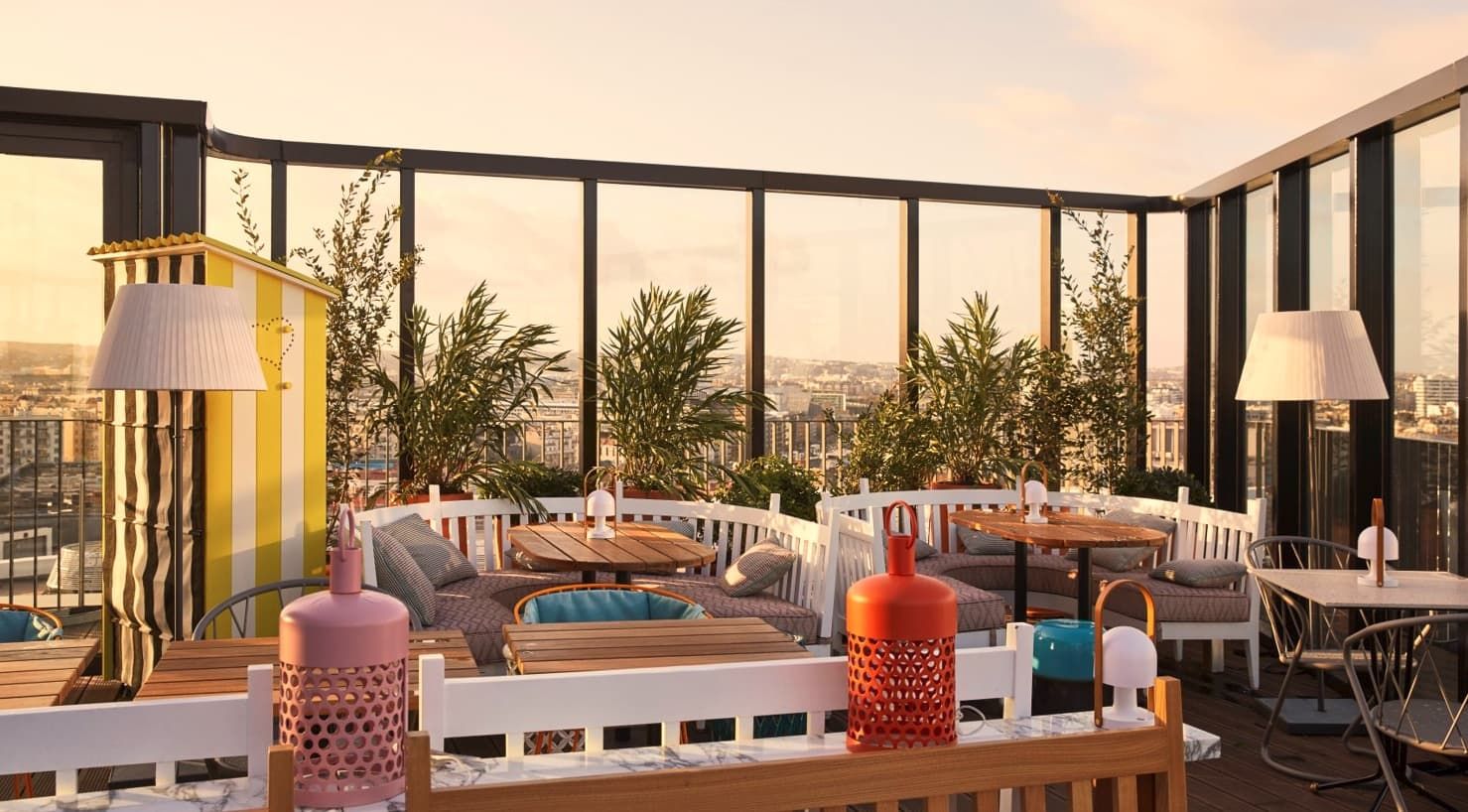 Mama Shelter Paris West - Rooftop - Photo 1