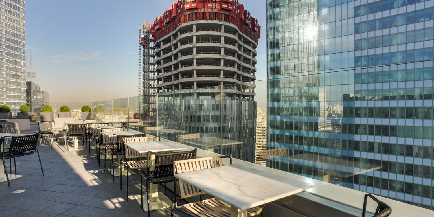 Melia la Defense - Skyline Bar - Photo 4
