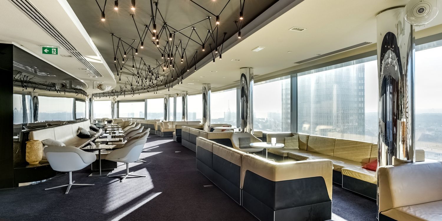 Melia la Defense - Skyline Bar - Photo 5