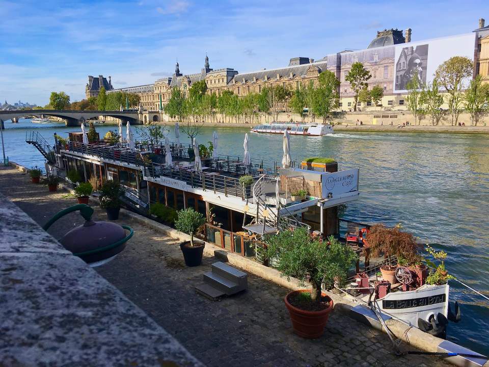 Péniche La Balle Au Bond