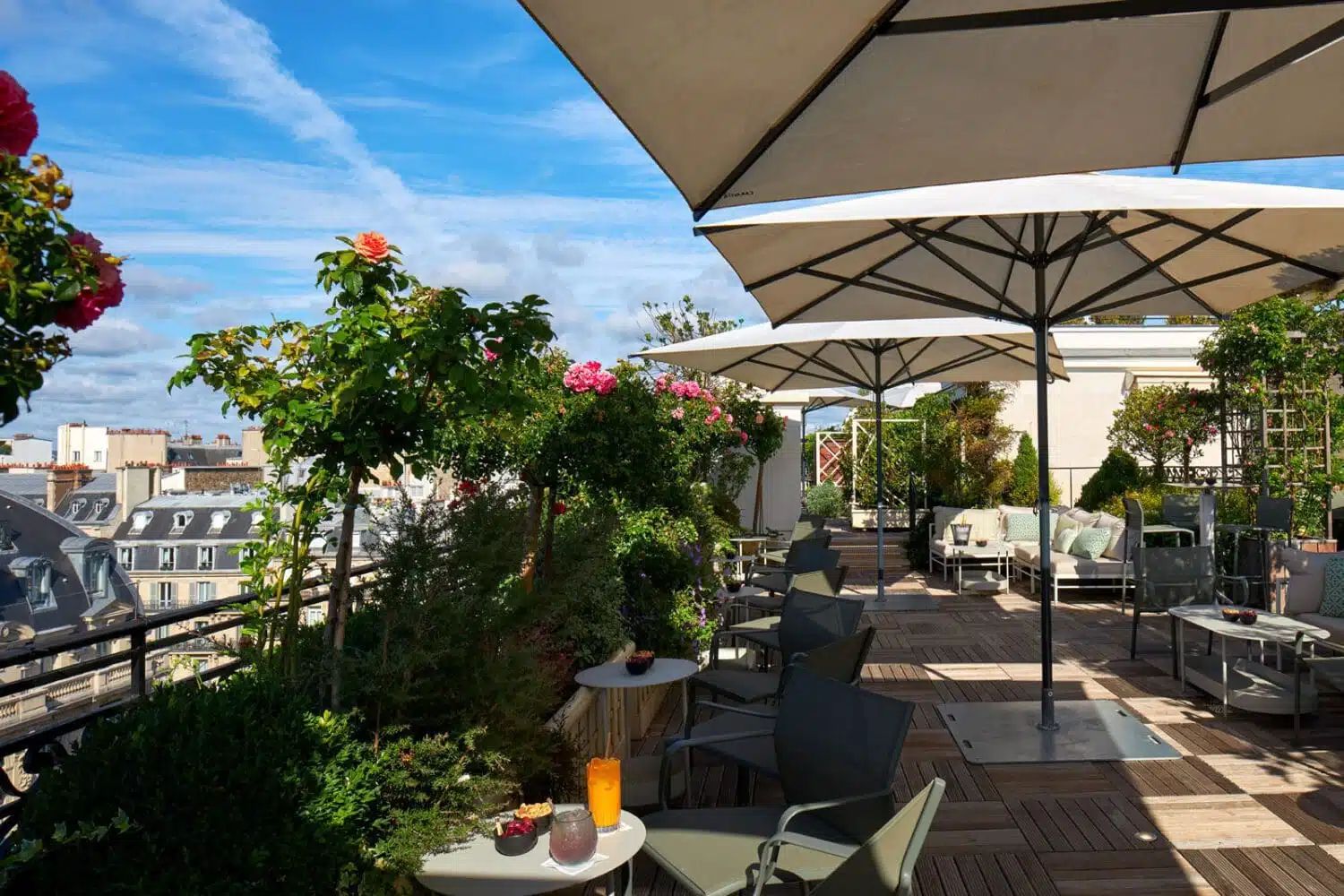 Hôtel Raphaël - Rooftop - Photo 1