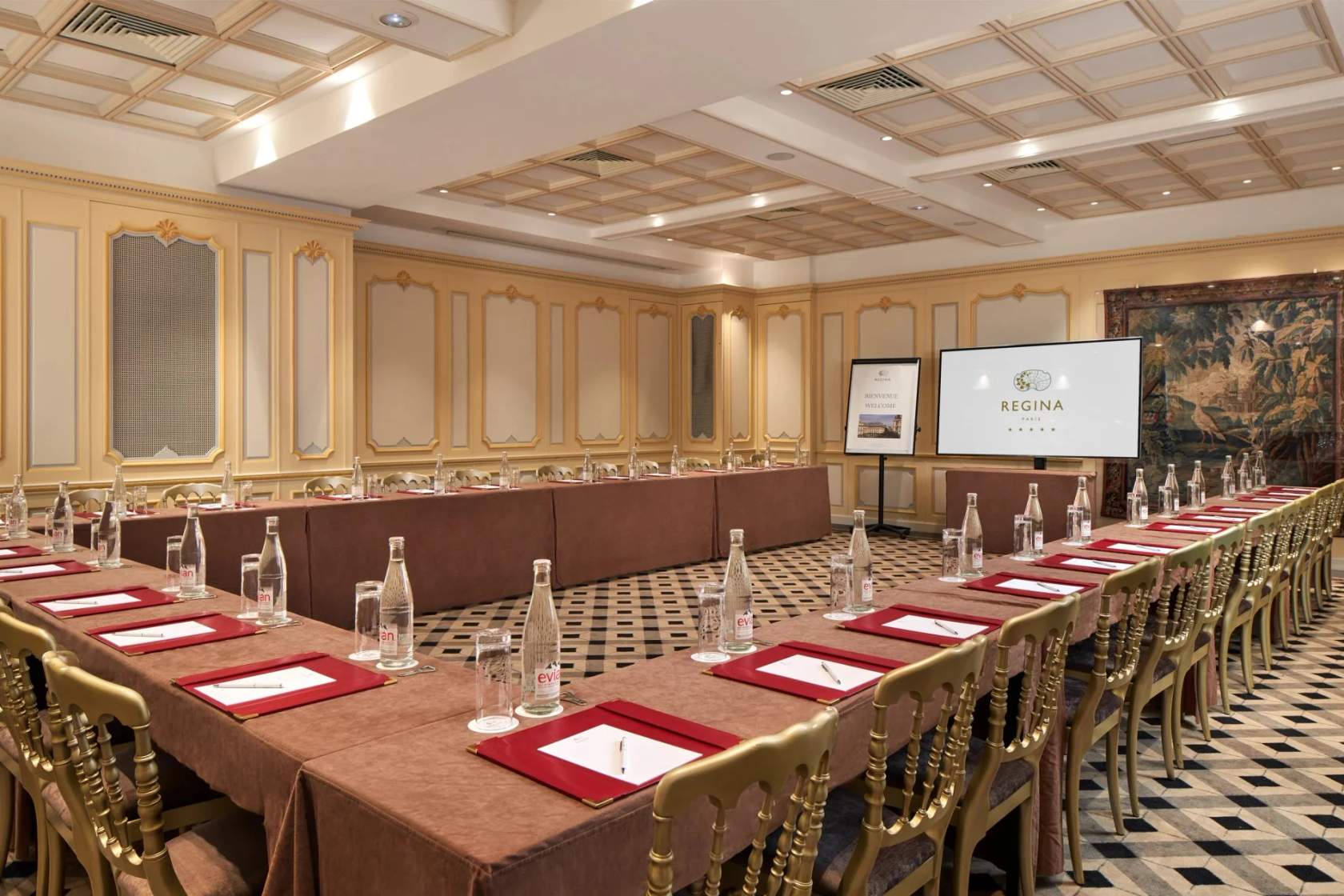 Hôtel Regina Louvre : tout ce qu'il faut savoir pour organiser votre événement