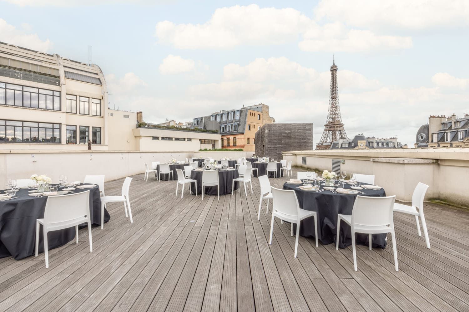 Rooftop Horizon - Photo 5