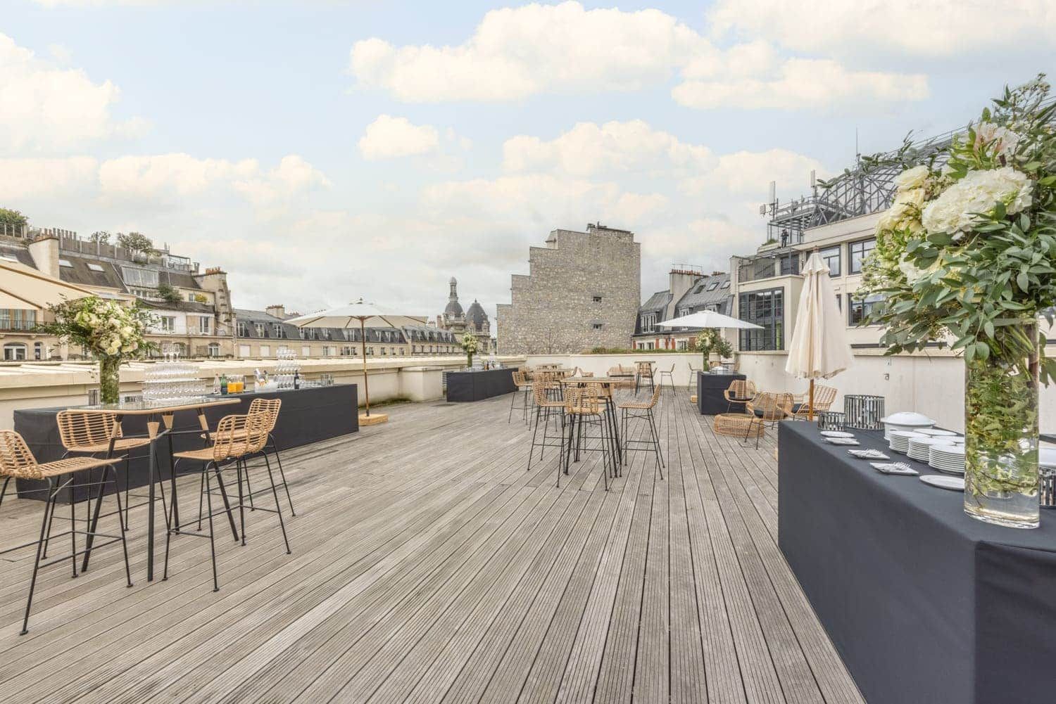 Rooftop Horizon - Photo 5