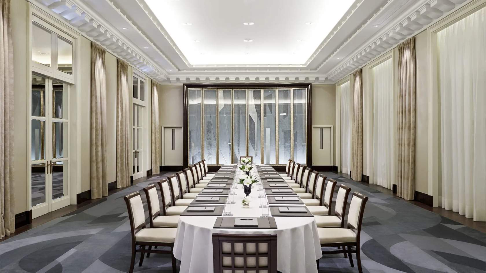 The Peninsula Paris : tout ce qu'il faut savoir pour organiser votre événement