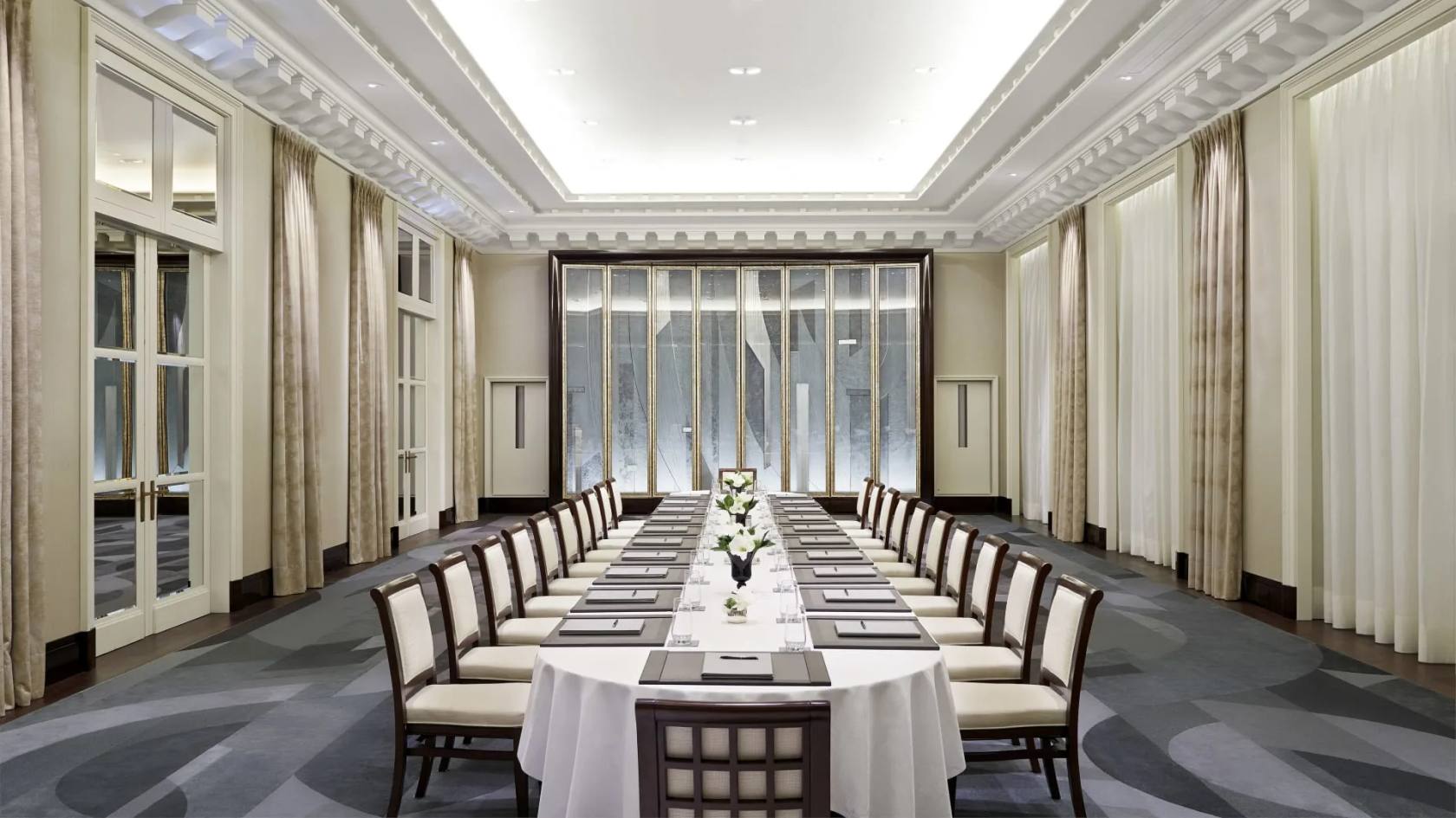 The Peninsula Paris *****