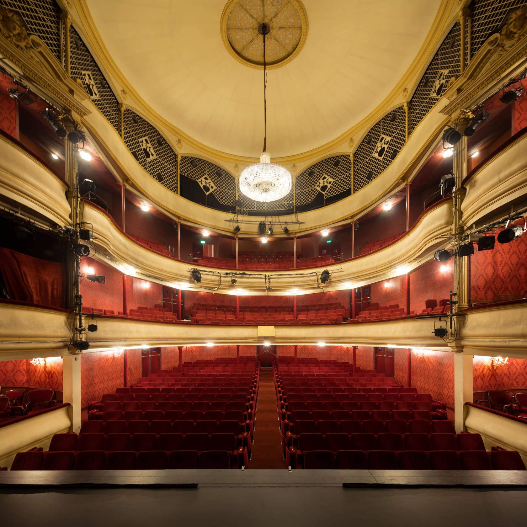 Théâtre du Petit Montparnasse : espaces, accès et événements